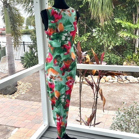 Venus,Sexy Multi-Floral Print,Strappy Chest,Draped Bodice,Excellent ConditionM - Picture 1 of 12